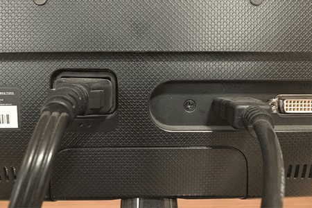 Нет изображения на мониторе